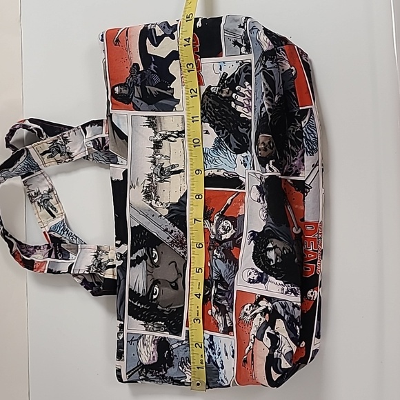 The Walking Dead Michonne Tote Bag - Picture 5 of 8